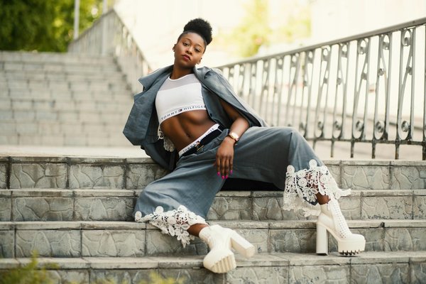 ¿Qué técnicas puedes usar para personalizar una camiseta básica?